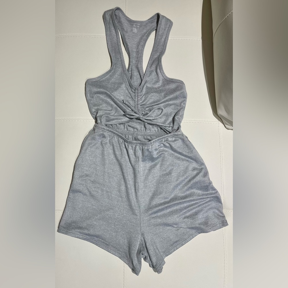 Gilly Hicks cut out romper xs